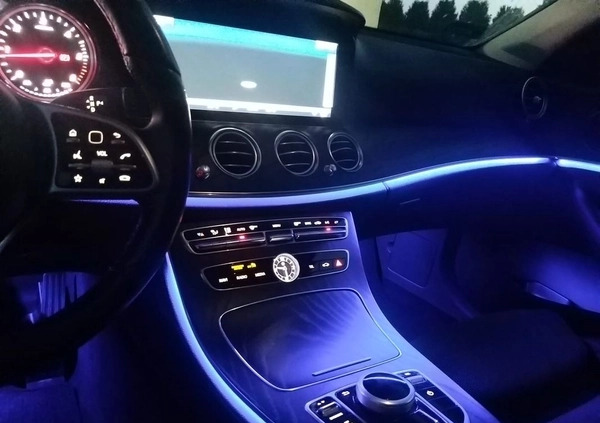 Mercedes-Benz Klasa E cena 139900 przebieg: 74000, rok produkcji 2019 z Żerków małe 92